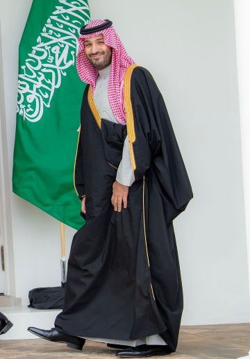 الأمير محمد بن سلمان يقود مسارا إنسانيا يعيد تشكيل أولويات المنطقة في سوريا وفلسطين والسودان