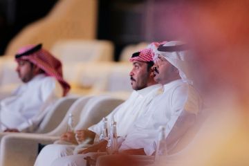 بعد تجربة مزاد 2023.. صقار يكرر النجاح في مزاد نادي الصقور السعودي بصفقة (71) ألف ريال بعد تجربة مزاد 2023.. صقار يكرر النجاح في مزاد نادي الصقور السعودي بصفقة (71) ألف ريال