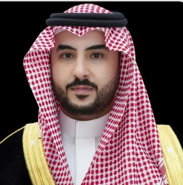 وزير الدفاع يصل الكويت لرئاسة وفد المملكة في اجتماع الدفاع الخليجي المشترك