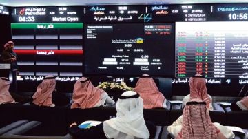 تاسي يفقد 15.57 نقطة ونمو يرتفع 0.18 