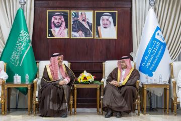 وزارة التعليم تطلق خدمة حجز موعد عبر منصة مدرستي لتنظيم زيارات أولياء الأمور حضوريا وعن بعد