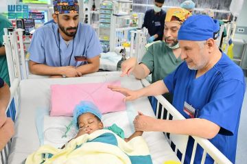 إنجاز طبي سعودي.. نجاح فصل التوأم الملتصق الجامايكي بعد عملية معقدة استغرقت خمس ساعات إنجاز طبي سعودي.. نجاح فصل التوأم الملتصق الجامايكي بعد عملية معقدة استغرقت خمس ساعات