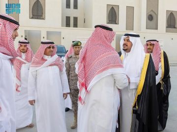 نائب أمير الرياض يؤدي صلاة الميت على شقيق وزير التعليم