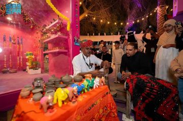 انسجام عالمي 2 ...وزارة الإعلام تسير بخطوات واثقة في رسم ملامح جديدة للتقارب الإنساني داخل المملكة انسجام عالمي 2 ...وزارة الإعلام تسير بخطوات واثقة في رسم ملامح جديدة للتقارب الإنساني داخل المملكة