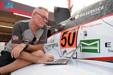 جدة تجهز أسطول الفورمولا 1 على شواطئ البحر الأحمر لأول مرة