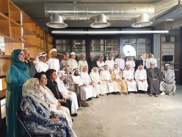 الفن عبر الخليج العربي ينطلق بمشاركة أكثر من 70 فنانا الفن عبر الخليج العربي ينطلق بمشاركة أكثر من 70 فنانا