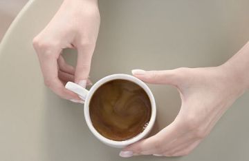 مفارقة القهوة.. دراسة تكشف أغرب علاقة بين المشروب السحري والاكتئاب