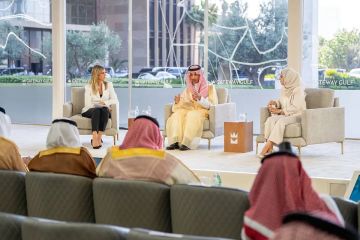 الخطيب يتوقع صدور التأشيرة الخليجية الموحدة في 2026.. و150 مليون راكب سنويا عبر 4 ناقلات الخطيب يتوقع صدور التأشيرة الخليجية الموحدة في 2026.. و150 مليون راكب سنويا عبر 4 ناقلات