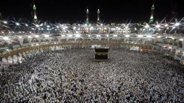 فقد 18 فردا من عائلته.. مأساة كبرى تحل على مواطن هندي بحادثة هزت السعودية والمسلمين