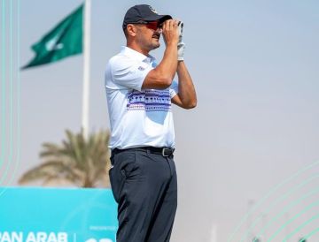الأمير خالد الفيصل يفوز بلقب الرواد في البطولة العربية للجولف بالرياض الأمير خالد الفيصل يفوز بلقب الرواد في البطولة العربية للجولف بالرياض