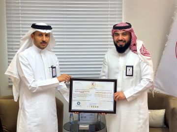 الهلال الأحمر يمنح الفرع الشمالي للغذاء والدواء شهادة الامتثال للسلامة الإسعافية