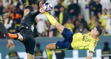 بمقصية خيالية.. رونالدو يقود النصر لعبور الخليج برباعية