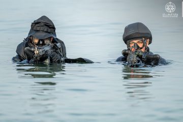 تمرين الموج الأحمر 8 يواصل تنفيذ مناوراته البحرية بجدة