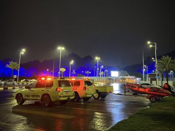 الدفاع المدني يتابع الحالة المطرية التي تشهدها بعض مناطق المملكة الدفاع المدني يتابع الحالة المطرية التي تشهدها بعض مناطق المملكة