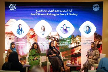 انهيار أرضي يطمر حافلة ركاب في فيتنام انهيار أرضي يطمر حافلة ركاب في فيتنام