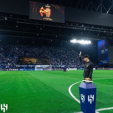 بعد تتويجه كأفضل حارس أفريقي 2025.. الهلال يكرم بونو قبل مواجهة الشرطة العراقي