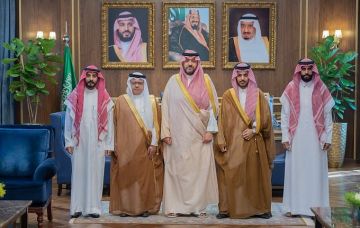 أمير الحدود الشمالية يستقبل رئيس نادي عرعر وأعضاء مجلس الإدارة