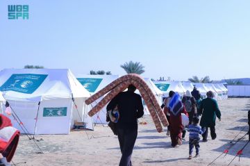 الأسر النازحة في قطاع غزة تشكر المملكة على إنشاء مخيم آمن