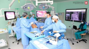 مستشفى الدكتور سليمان الحبيب بالخبر يعيد مراجعا مصابا بورم نادر بالبنكرياس يسبب هبوط السكر إلى حياته الطبيعية بعملية منظار متقدمة