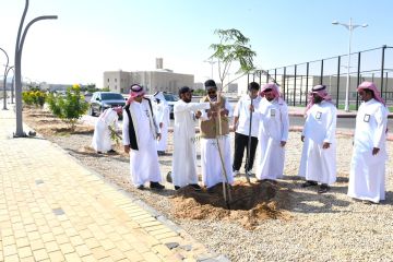 جامعة نجران تزرع 1500 شجرة ضمن جهودها لتعزيز الغطاء النباتي