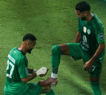 الأهلي يهزم السد في الدوحة ويتقدم لوصافة نخبة آسيا 