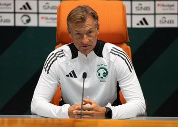 رينارد: جاهزون لمواجهة الجزائر غدا رينارد: جاهزون لمواجهة الجزائر غدا