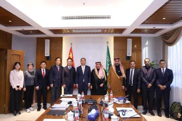 الاجتماع العاشر لمكتبة الملك عبدالعزيز في بكين يعزز التعاون الثقافي السعودي - الصيني