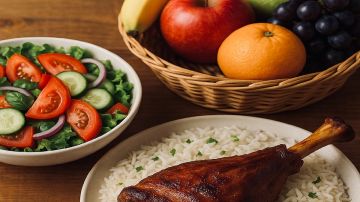 الخضيري يحذر: لا تخلط اللحوم والفواكه والخضروات في وجبة واحدة.. وهذه أفضل طرق تعزيز امتصاص المعادن