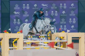 على ميدان مقر قفز السعودية بالجنادرية.. تحد وإثارة في ثاني أيام جولات الرياض لقفز الحواجز