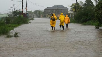 نزاهة: التحقيق مع 478 شخصا خلال أكتوبر 2025 وإيقاف 100 مواطن ومقيم بتهم فساد