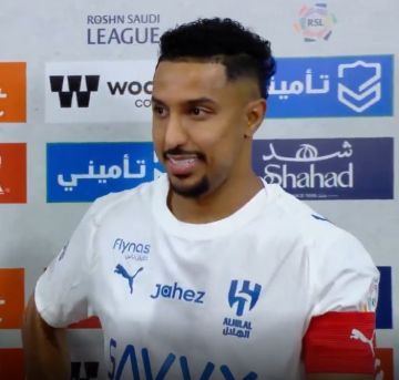 سالم الدوسري سعيد لكونه أول سعودي يترشح لجوائز الفيفا