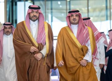 عبدالعزيز بن سعود يلتقي أمير منطقة الحدود الشمالية عبدالعزيز بن سعود يلتقي أمير منطقة الحدود الشمالية