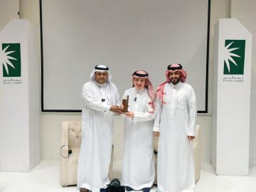 غرفة الخرج تستضيف التركي في لقاء بعنوان مساحة حوار غرفة الخرج تستضيف التركي في لقاء بعنوان مساحة حوار