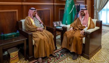 نائب أمير حائل يستقبل رئيس مجلس إدارة جمعية اعتبار لرعاية كبار السن بالمنطقة