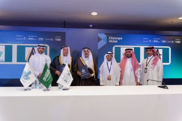 أمانة الشرقية توقع عقود استثمارية وتنموية ومذكرات تفاهم بتكلفة 5 مليارات ريال أمانة الشرقية توقع عقود استثمارية وتنموية ومذكرات تفاهم بتكلفة 5 مليارات ريال