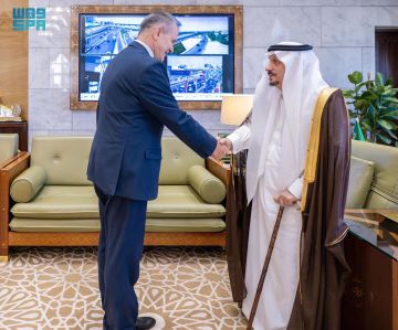 أمير الرياض يستقبل سفير جمهورية المجر المعين حديثا لدى المملكة أمير الرياض يستقبل سفير جمهورية المجر المعين حديثا لدى المملكة