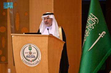 الربيعة: العمل الإنساني يمثل بعدا إستراتيجيا في الدبلوماسية السعودية الربيعة: العمل الإنساني يمثل بعدا إستراتيجيا في الدبلوماسية السعودية