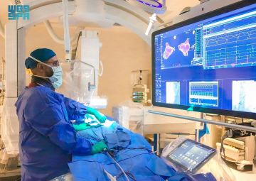 لأول مرة بالشرق الأوسط.. التخصصي يعيد بناء شريان أورطي بطعم من قلب البقر