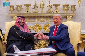 موجز سبق الأسبوعي: ولي العهد في البيت البيض.. واشنطن تفتح بوابة الطائرة الفتاكة F-35 للمملكة.. والرياض تضمد جراح السودان موجز سبق الأسبوعي: ولي العهد في البيت البيض.. واشنطن تفتح بوابة الطائرة الفتاكة F-35 للمملكة.. والرياض تضمد جراح السودان