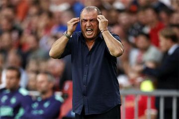 جمعان الزهراني يتوج بذهبية سباق 100 م بدورة ألعاب التضامن الإسلامي جمعان الزهراني يتوج بذهبية سباق 100 م بدورة ألعاب التضامن الإسلامي