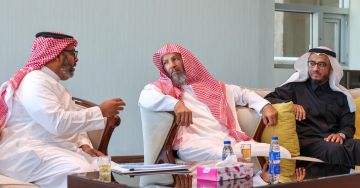 الشيخ الشثري يستقبل وفد غرفة مكة لبحث التنمية الاقتصادية وخدمة ضيوف الرحمن