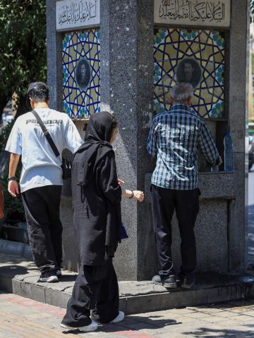 إيران تقطع إمدادات المياه في ساعات المساء