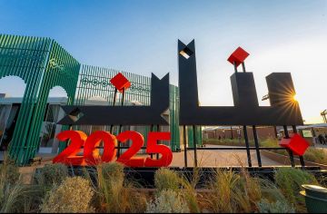 في معرض بنان 2025.. أم عزان تنسج حكاية التلي من الماضي إلى الحاضر في معرض بنان 2025.. أم عزان تنسج حكاية التلي من الماضي إلى الحاضر