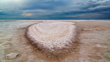 شبح الجفاف يهدد مشهد وطهران.. وسدود إيران على وشك النضوب