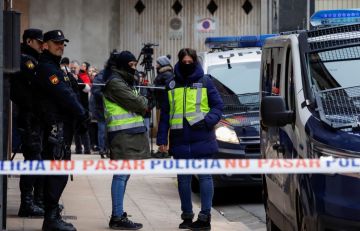 شرطة إسبانيا تعلن تفكيك عصابة تهريب قصر إلى فرنسا شرطة إسبانيا تعلن تفكيك عصابة تهريب قصر إلى فرنسا