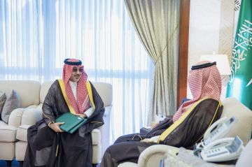 نائب أمير المنطقة الشرقية يستقبل مدير فرع الهيئة العامة لتنظيم الإعلام بالمنطقة