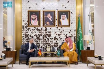الأمير عبدالعزيز بن سعود يعقد جلسة مباحثات رسمية مع وزير الداخلية الإسباني