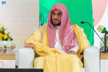 أمين كبار العلماء يطلق منصة حوار إستراتيجي دوري مع مديري العموم أمين كبار العلماء يطلق منصة حوار إستراتيجي دوري مع مديري العموم