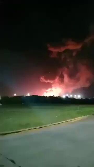 إصابة 22 شخصا إثر انفجار قوي في جنوب العاصمة الأرجنتينية إصابة 22 شخصا إثر انفجار قوي في جنوب العاصمة الأرجنتينية