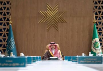 عبدالعزيز بن سعود يرأس الاجتماع الـ (51) للمجلس الأعلى لجامعة نايف العربية عبدالعزيز بن سعود يرأس الاجتماع الـ (51) للمجلس الأعلى لجامعة نايف العربية